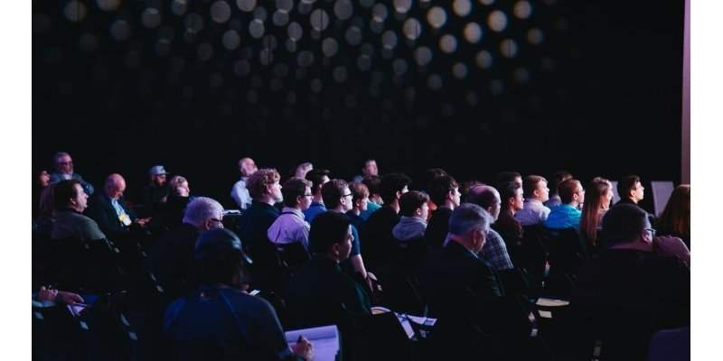 Conférences en soirée